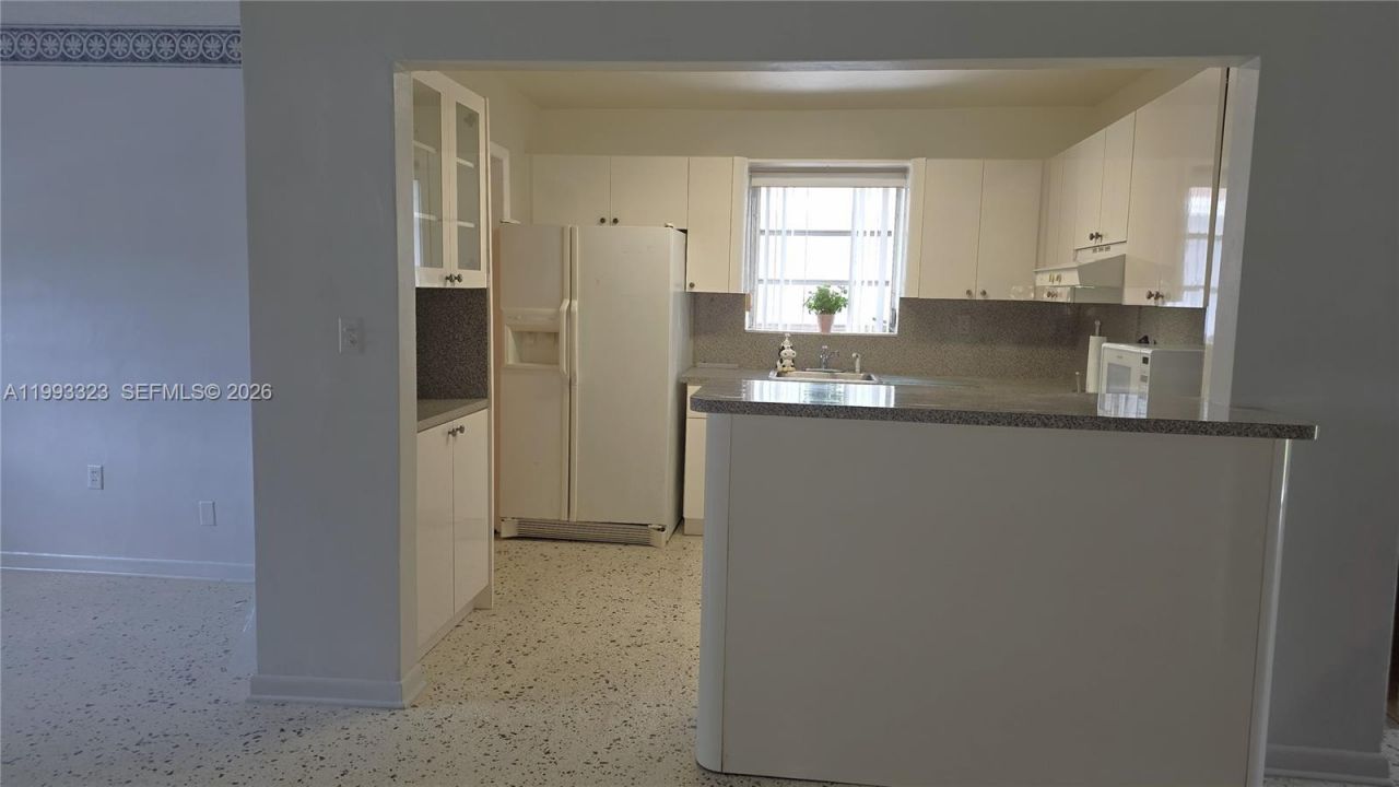 3066 NW 28th St, Miami, FL 33142 Photo