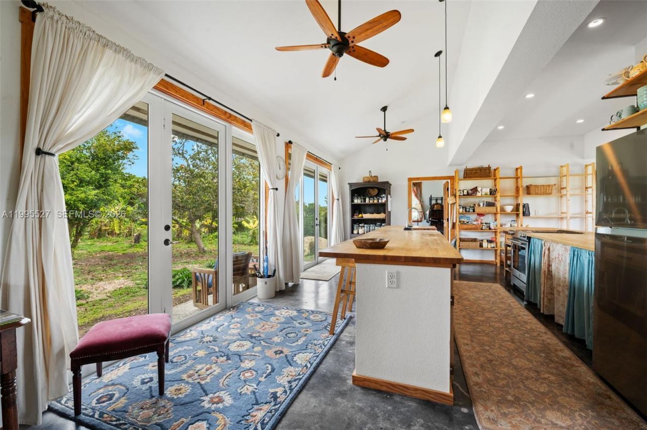 20255 SW 154th Ave, Miami, FL 33187 Photo