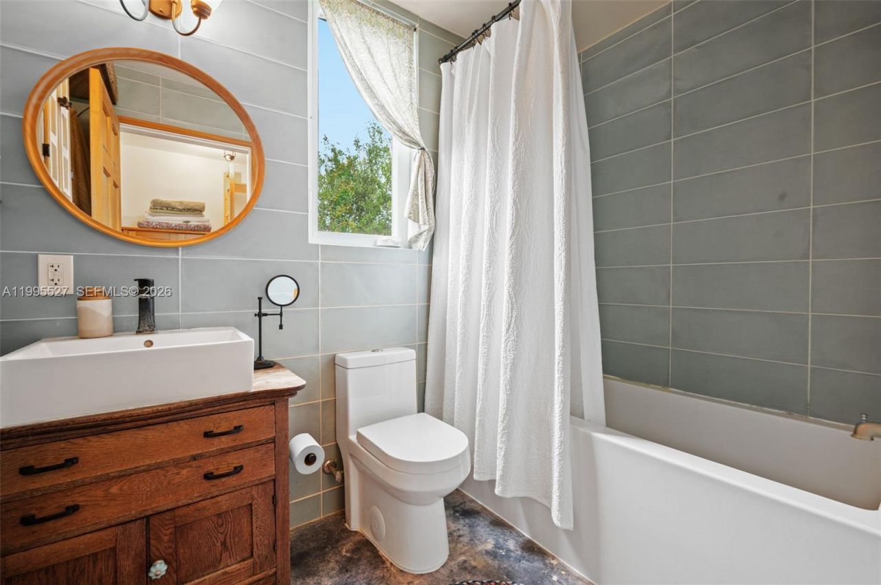 20255 SW 154th Ave, Miami, FL 33187 Photo