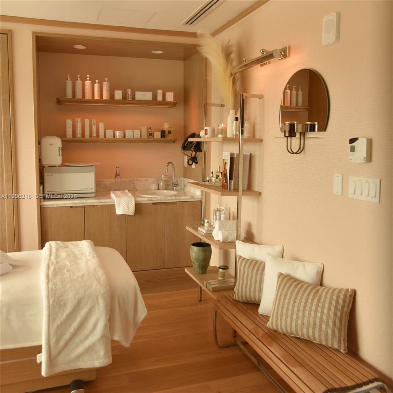 2655 S Bayshore Dr, Unit 1906, Miami, FL 33133 Photo