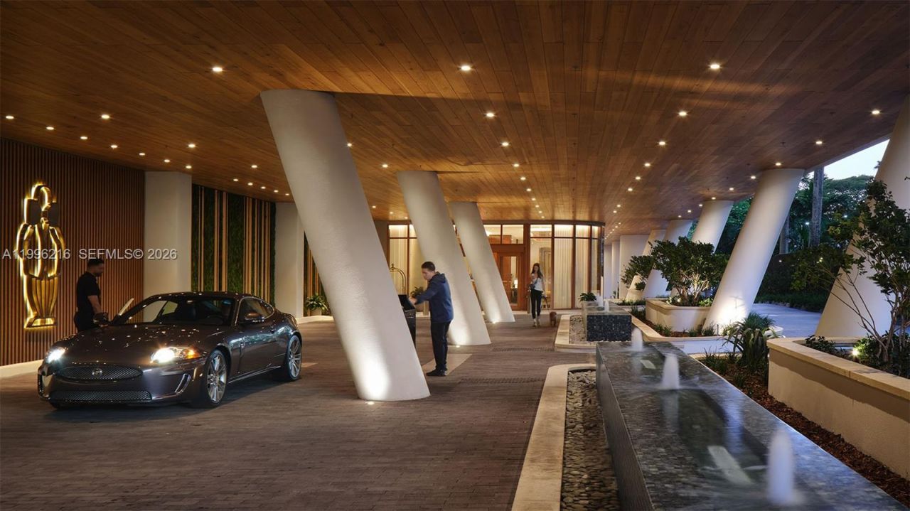 2655 S Bayshore Dr, Unit 1906, Miami, FL 33133 Photo