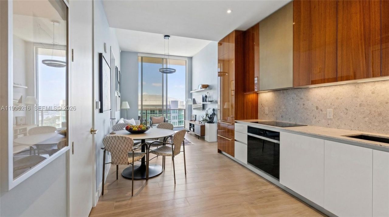 2655 S Bayshore Dr, Unit 1906, Miami, FL 33133 Photo