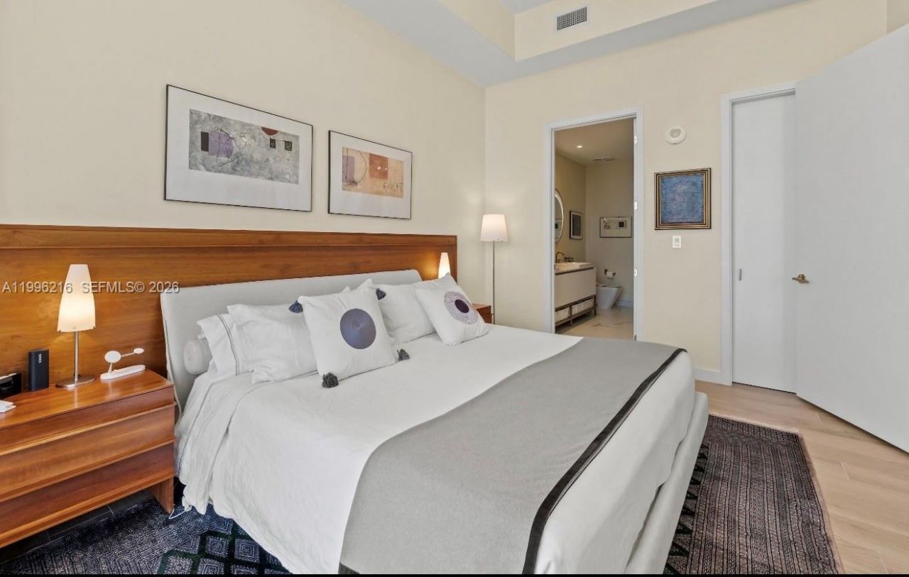 2655 S Bayshore Dr, Unit 1906, Miami, FL 33133 Photo