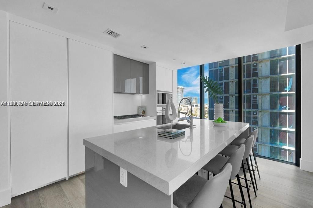 788 NE 23rd St , Unit 1402, Miami, FL 33137 Photo