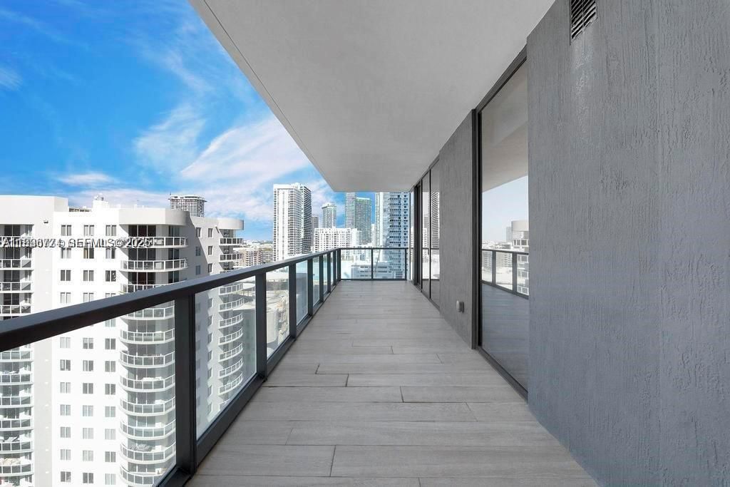 788 NE 23rd St , Unit 1402, Miami, FL 33137 Photo