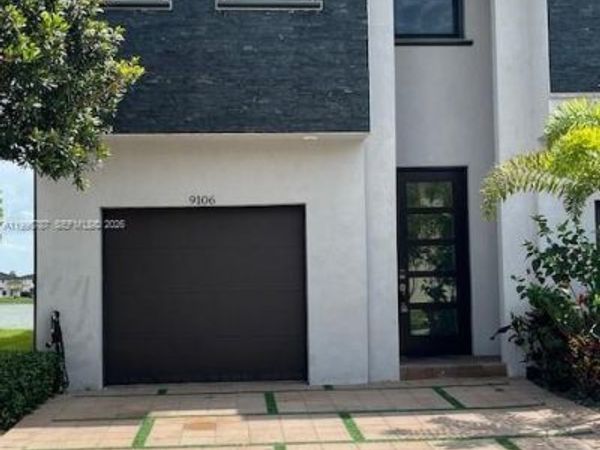 9106 NW 158th St , Unit 9106, Miami Lakes, FL 33018