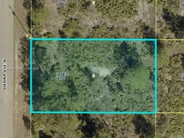 3604 Hanna Ave N , Lehigh Acres, FL 33971