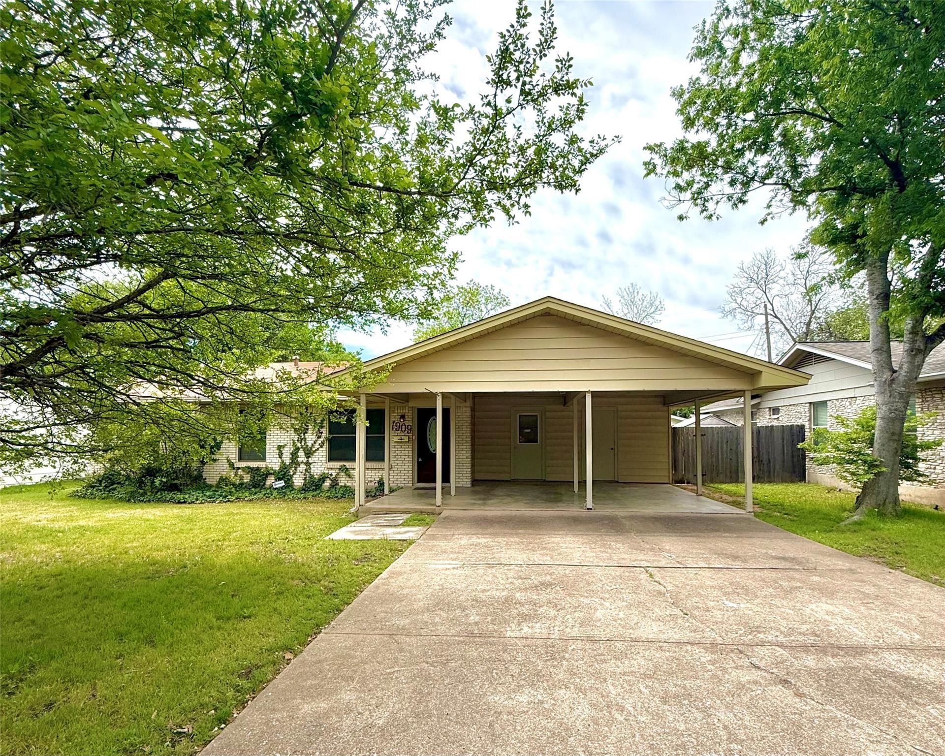 1909 Burbank St, Austin, TX 78757 Main Photo