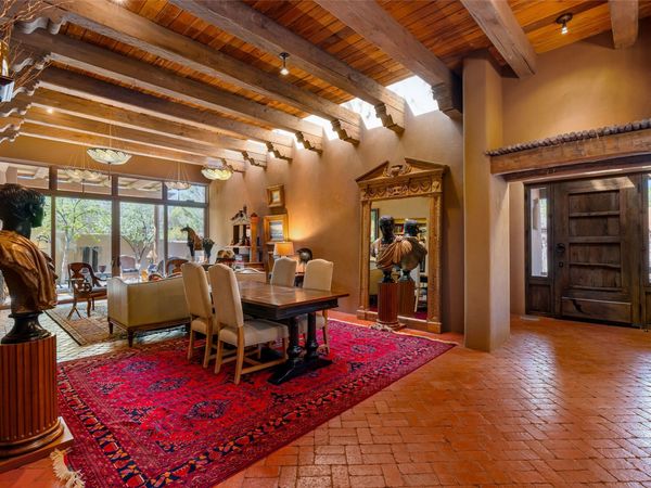 1121 E Alameda Street , Santa Fe, NM 87501