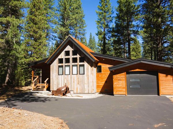 432 Eureka Springs Drive, Blairsden, CA 96103