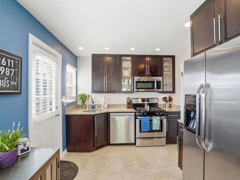 1783 Northwest Boulevard, Columbus, OH 43212 Photo 17