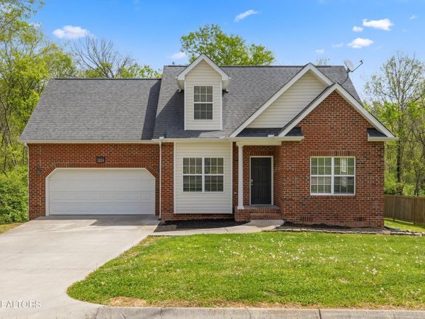 3024 Pinex Lane, Knoxville, TN 37921