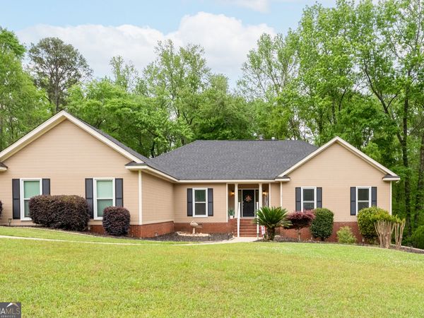 3779 Sussex Drive NE, Milledgeville, GA 31061