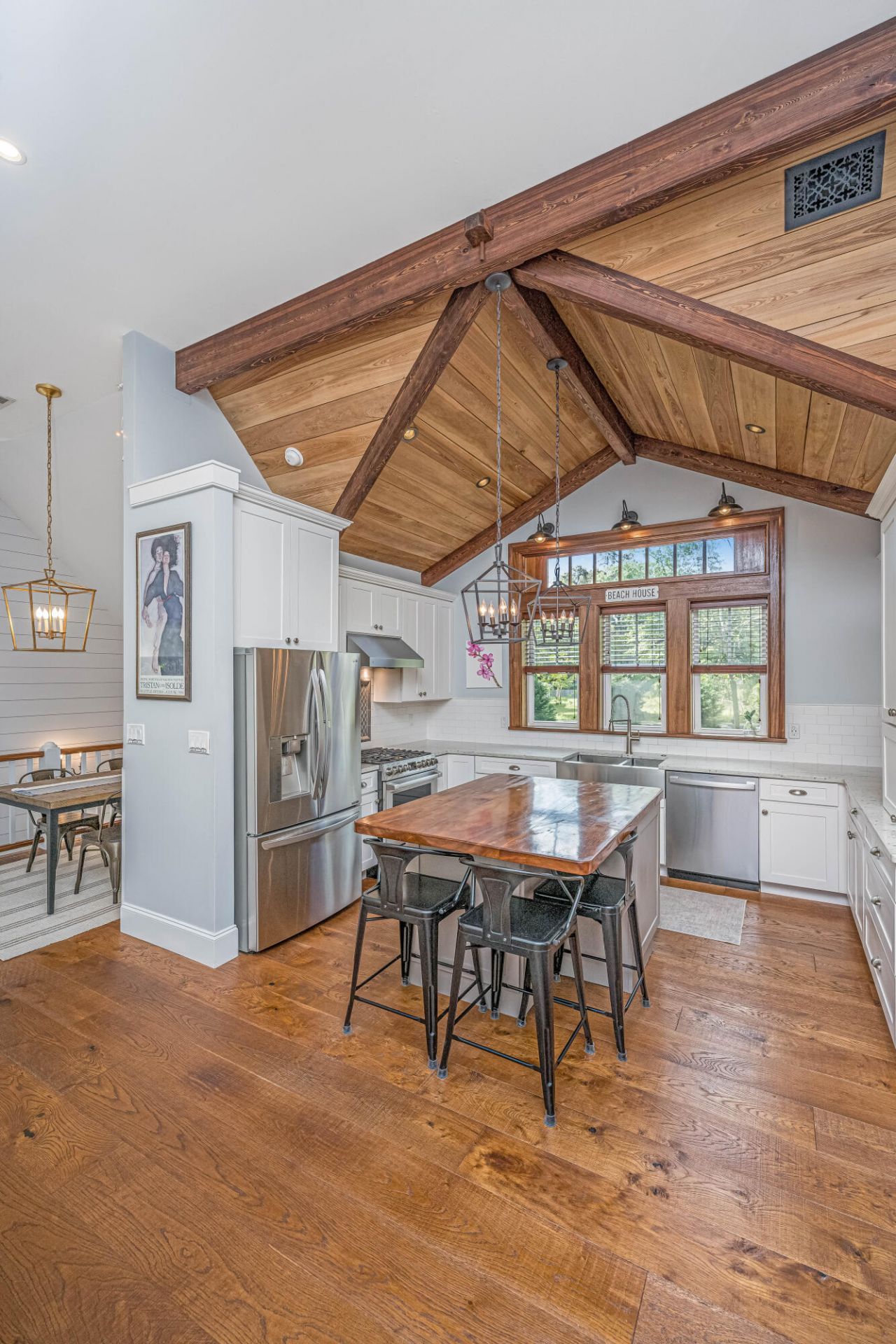 7011 Crest Court Photo 16