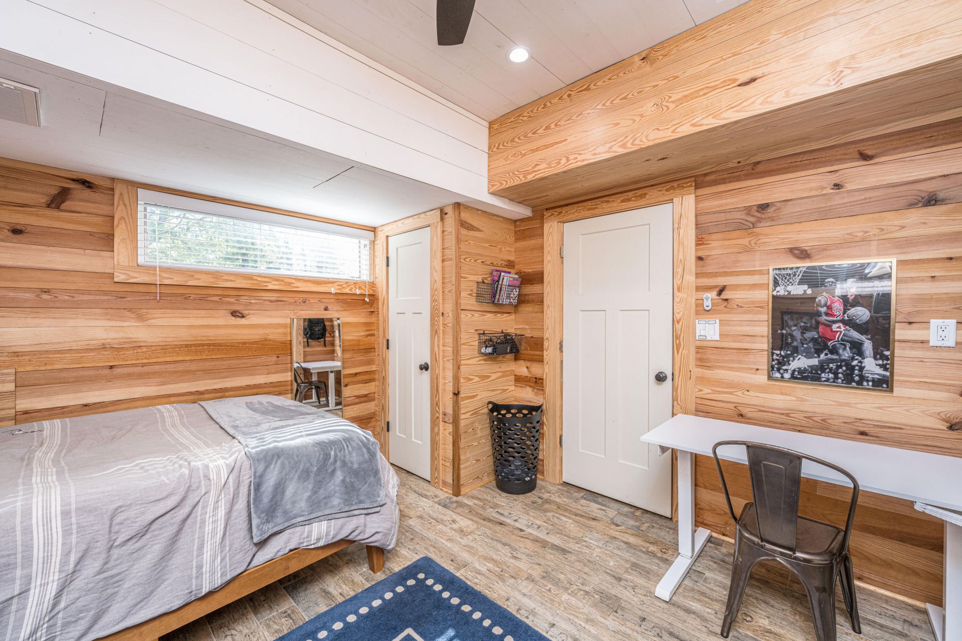 7011 Crest Court Photo 35