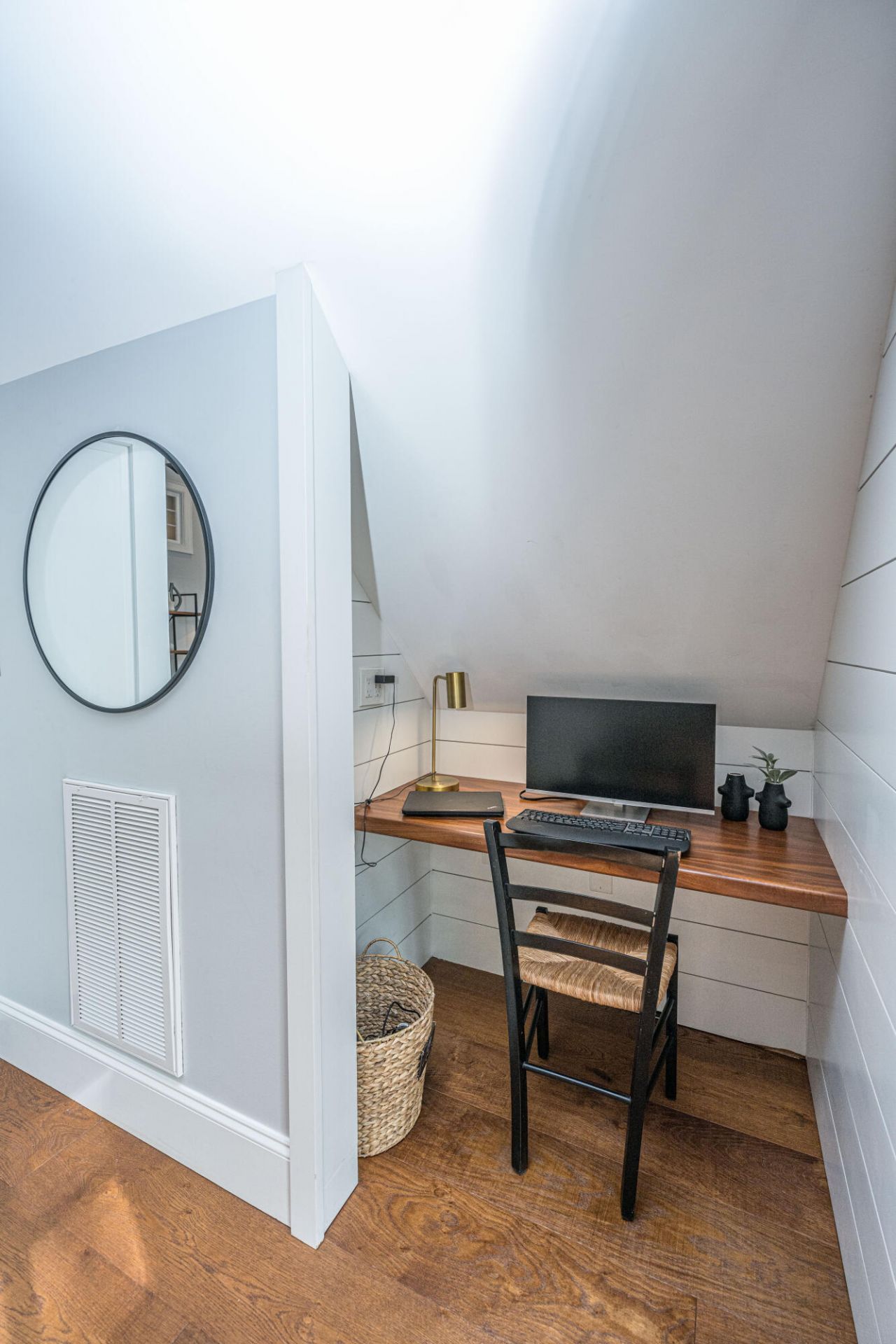 7011 Crest Court Photo 38