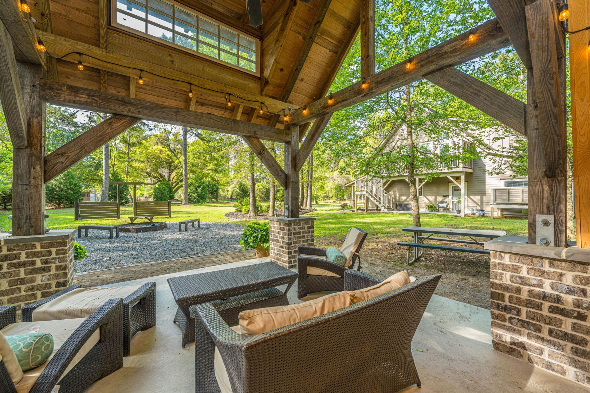 7011 Crest Court Photo 45