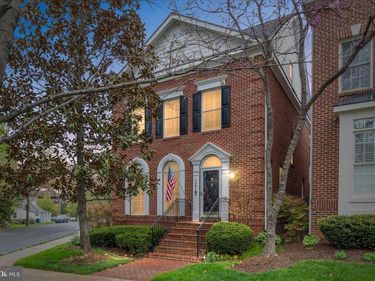 1401 BUENA VISTA AVENUE, MCLEAN, VA 22101