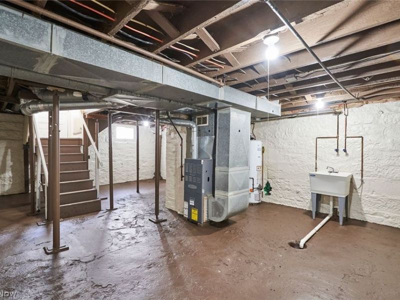 85 Mount View Avenue, Akron, OH 44303 Photo 15