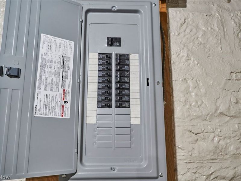 85 Mount View Avenue, Akron, OH 44303 Photo 16