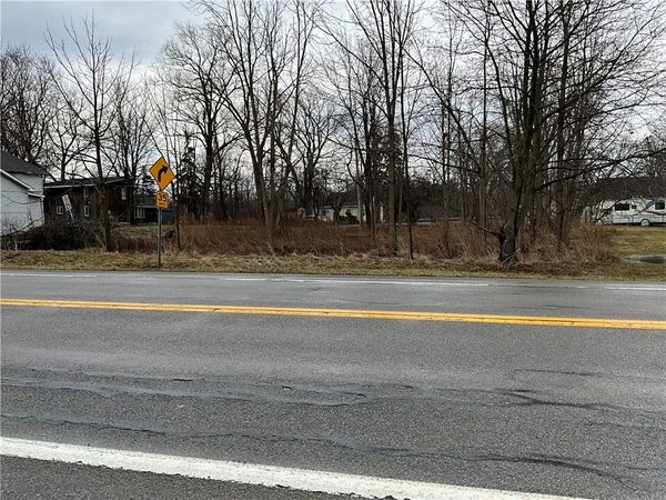 3244 W Lake Road , Wilson, NY 14172