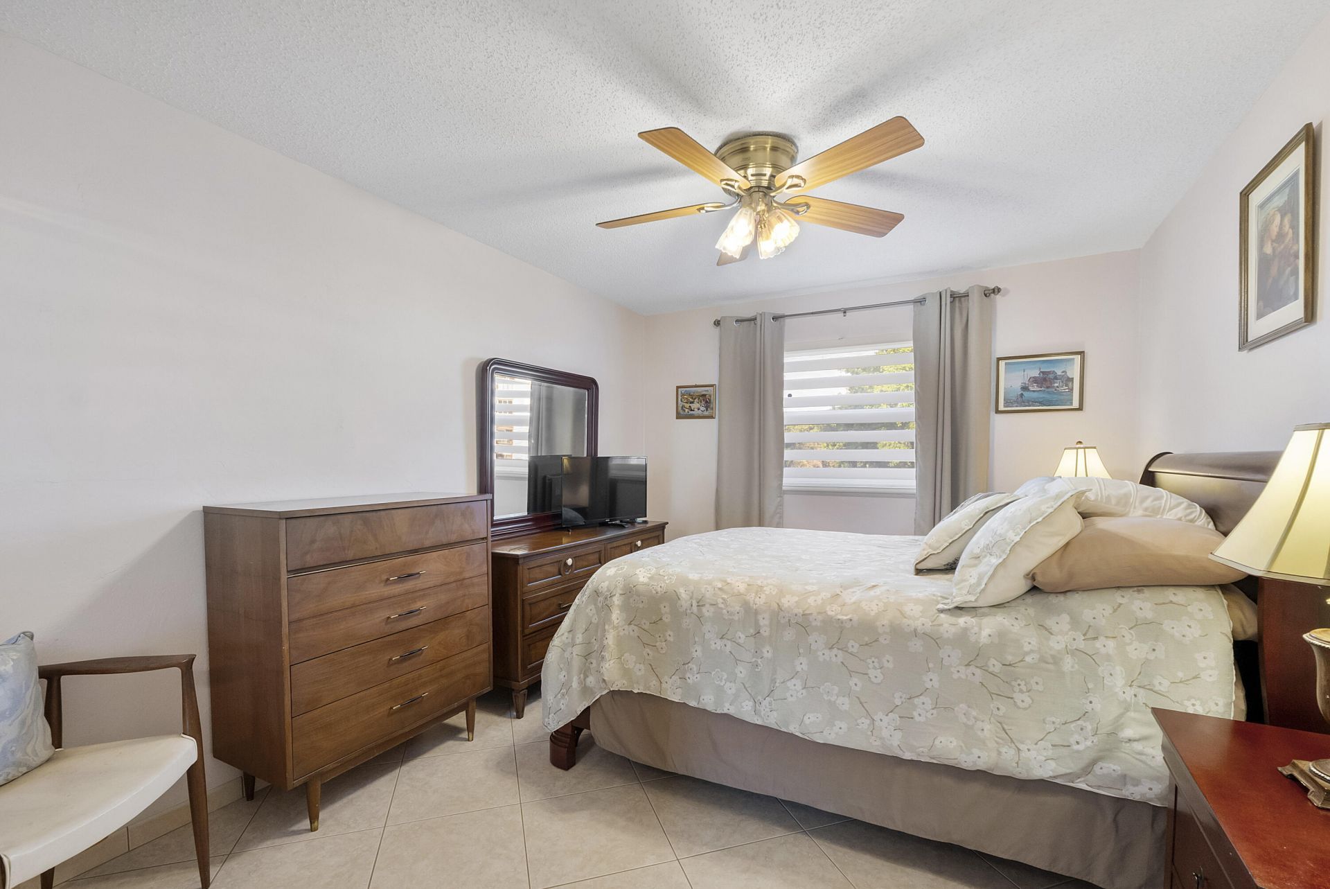 4270 NW 40th Street, Unit 205, Lauderdale Lakes, FL 33319 Photo