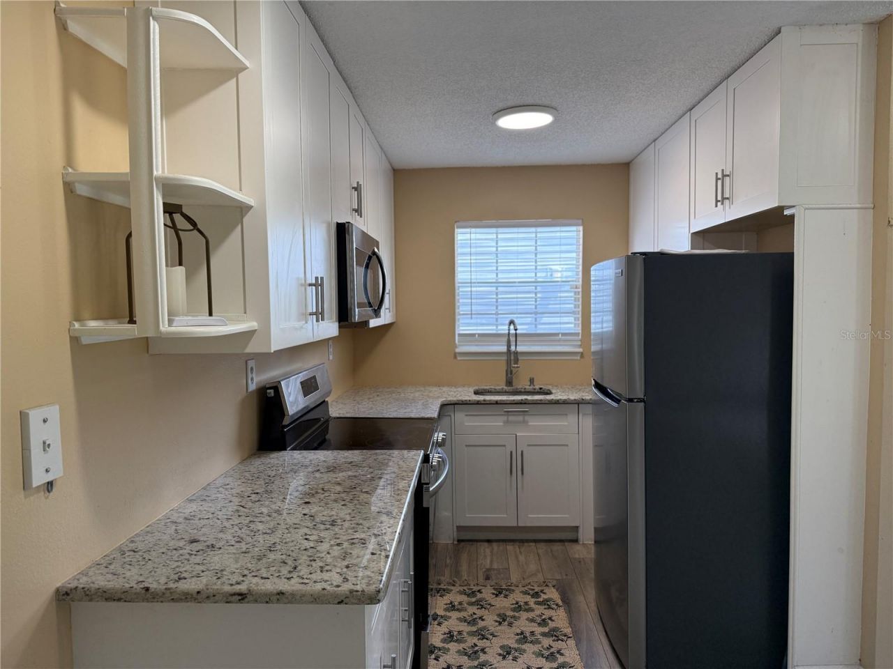 313 Dirksen Drive, Unit 4, Debary, FL 32713 Photo