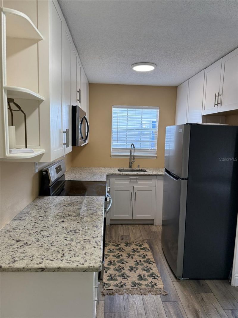 313 Dirksen Drive, Unit 4, Debary, FL 32713 Photo