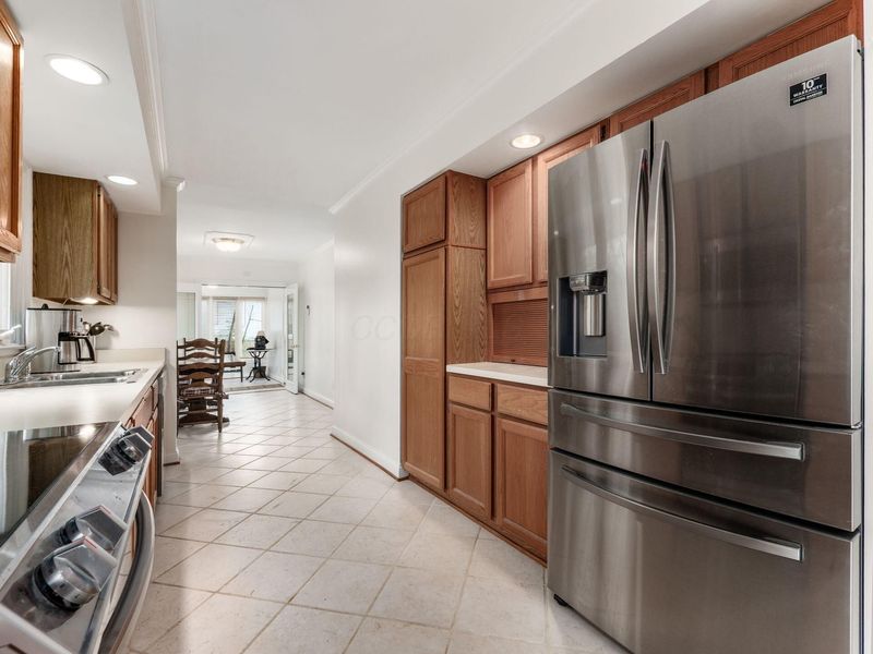 2252 Johnston Road, Columbus, OH 43220 Photo 16