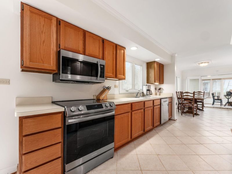 2252 Johnston Road, Columbus, OH 43220 Photo 19