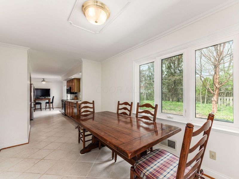 2252 Johnston Road, Columbus, OH 43220 Photo 21