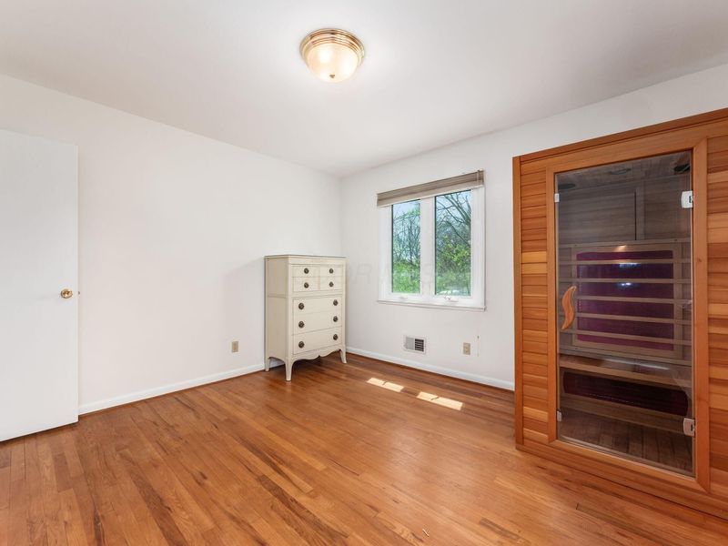 2252 Johnston Road, Columbus, OH 43220 Photo 34