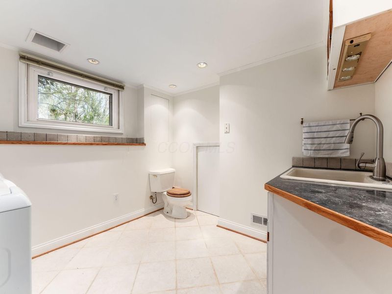 2252 Johnston Road, Columbus, OH 43220 Photo 42