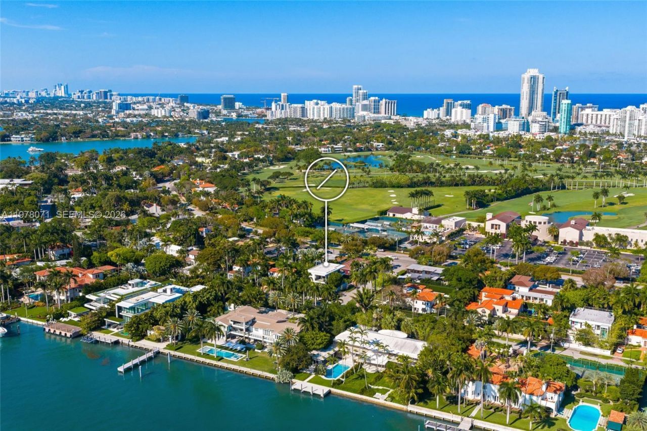 5701 N Bay Rd , Miami Beach, FL 33140 Photo