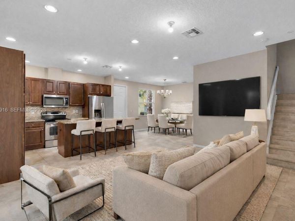 4308 Cascada Cir, Cooper City, FL 33024