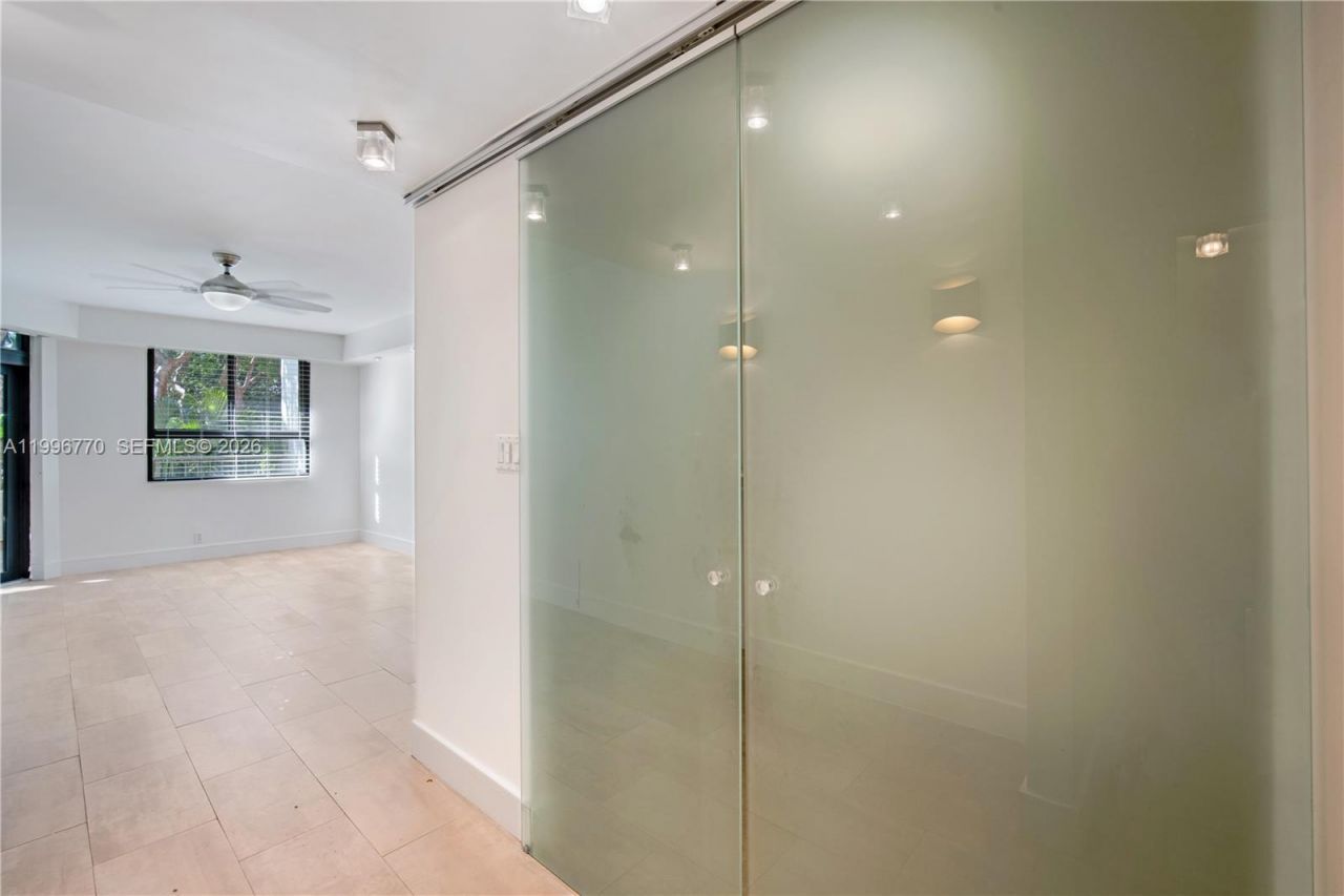 181 Crandon Blvd , Unit 104, Key Biscayne, FL 33149 Photo