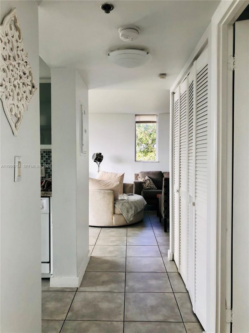 650 NE 64th St, Unit G609, Miami, FL 33138 Photo