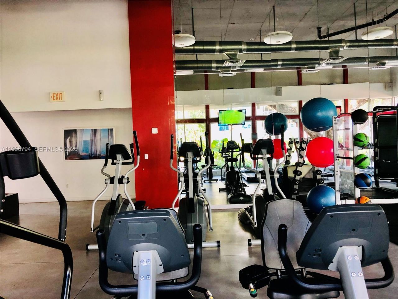 650 NE 64th St, Unit G609, Miami, FL 33138 Photo