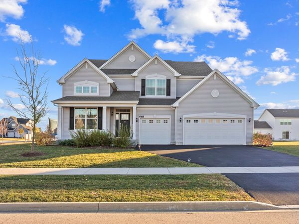 668 Braemore Lane, Yorkville, IL 60560
