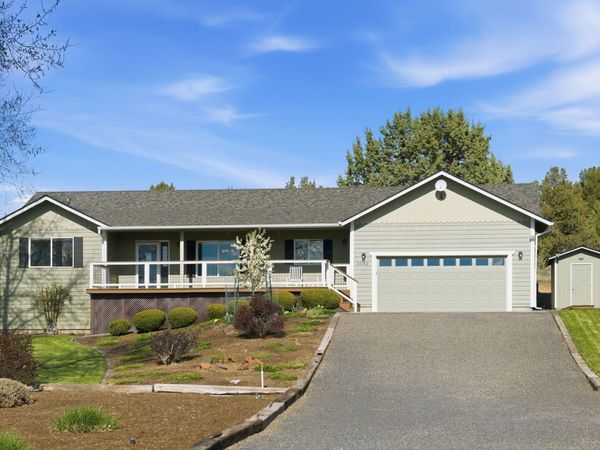 3082 NE Yellowpine Road, Prineville, OR 97754