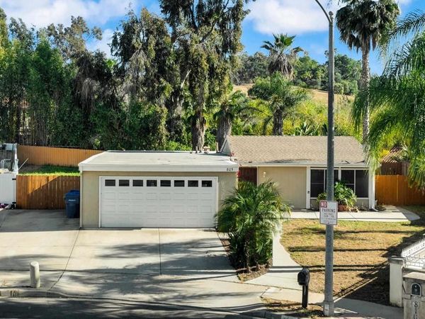 805 Avenida Taxco, Vista, CA 92084