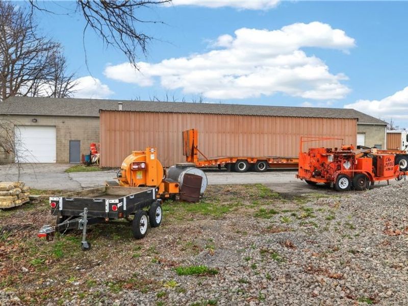 3060 Gale Drive, Hubbard, OH 44425 Photo 11