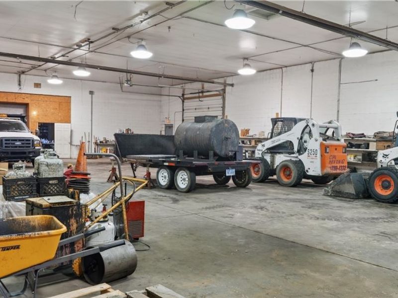 3060 Gale Drive, Hubbard, OH 44425 Photo 19