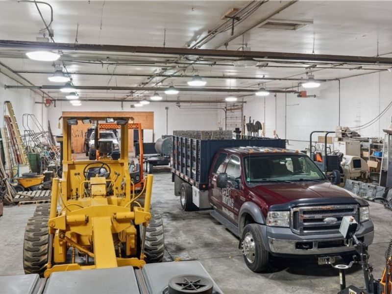 3060 Gale Drive, Hubbard, OH 44425 Photo 21