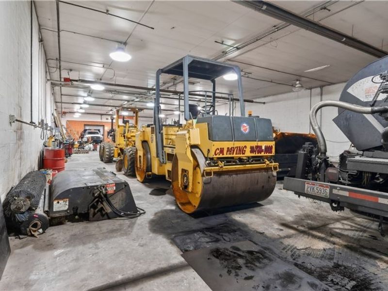 3060 Gale Drive, Hubbard, OH 44425 Photo 22