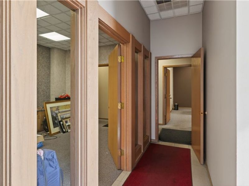 3060 Gale Drive, Hubbard, OH 44425 Photo 32