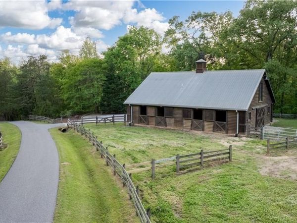 11235 Sexton Bend Road, Tuscaloosa, AL 35406