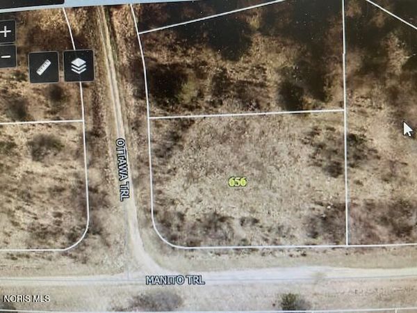 656 Manito Trail , Montpelier, OH 43543