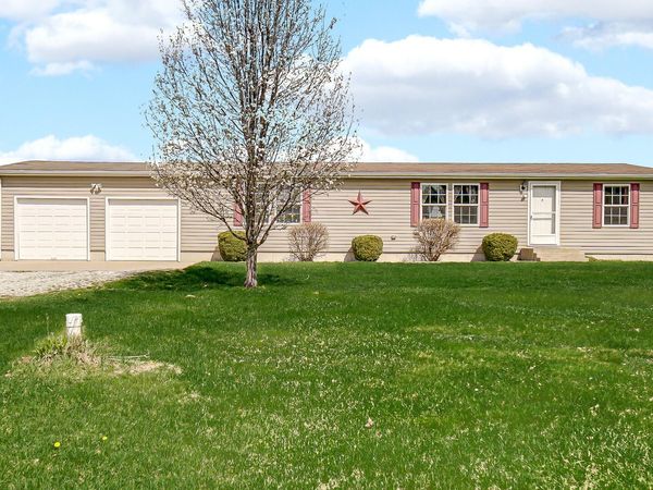 997 W 850 S, Union Mills, IN 46382