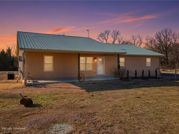 2274 Iowa Road, Ottawa, KS 66067